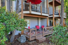 Bigfork Apt with Private Deck, Golf Course View